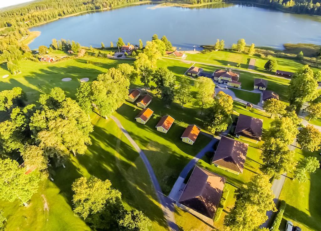 Wiredaholm Golf & Konferens Hotel Vireda Екстериор снимка